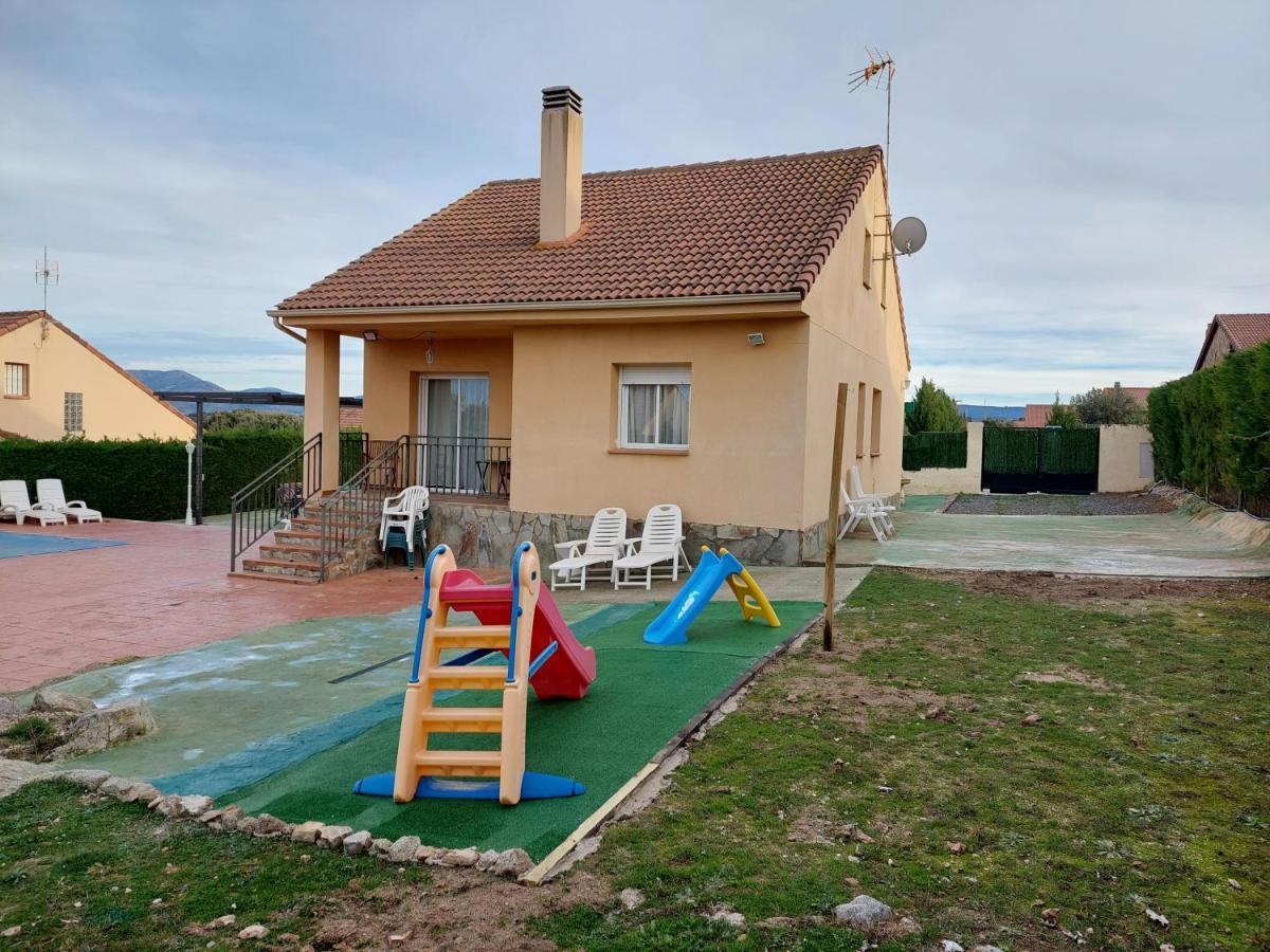 Villa Disfrutar Y Relajarse En El Robledal à Zarzuela del Monte Extérieur photo