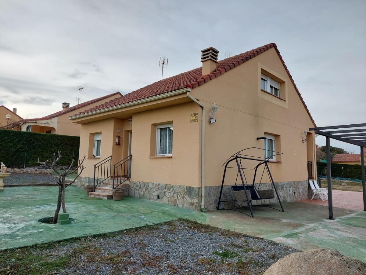 Villa Disfrutar Y Relajarse En El Robledal à Zarzuela del Monte Extérieur photo